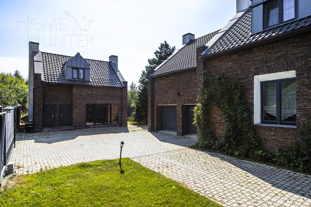 2-этажный коттедж 590 м² с отделкой