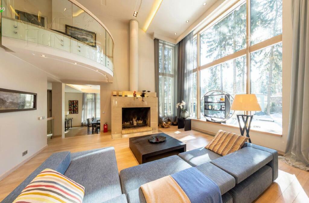 2-этажный коттедж 1 622 м² с отделкой