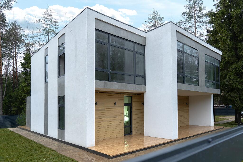 2-этажный коттедж 306 м² без отделки