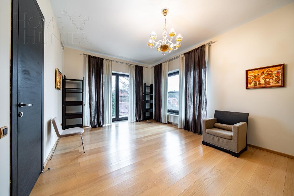 2-этажный коттедж 600 м² с отделкой