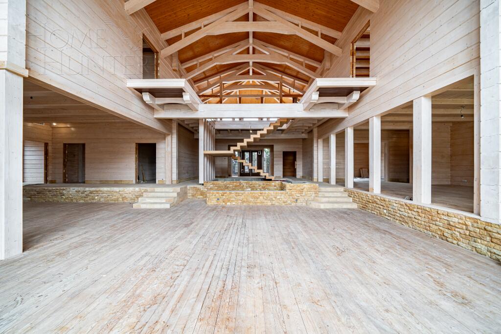 2-этажный коттедж 1 250 м² без отделки