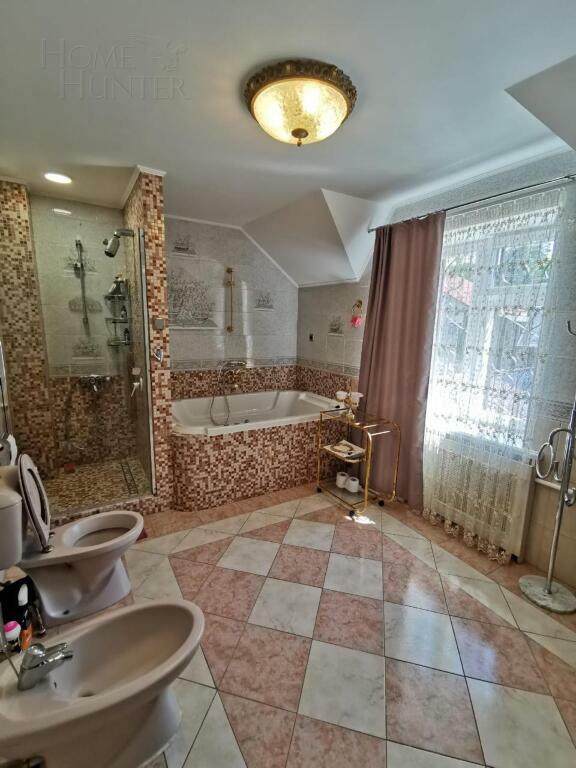 2-этажный коттедж 280 м² с отделкой