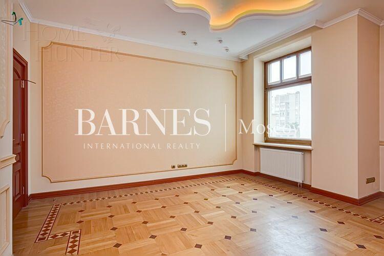 6-КОМН. КВАРТИРА С ОТДЕЛКОЙ 412 М² НА 4 ЭТАЖЕ