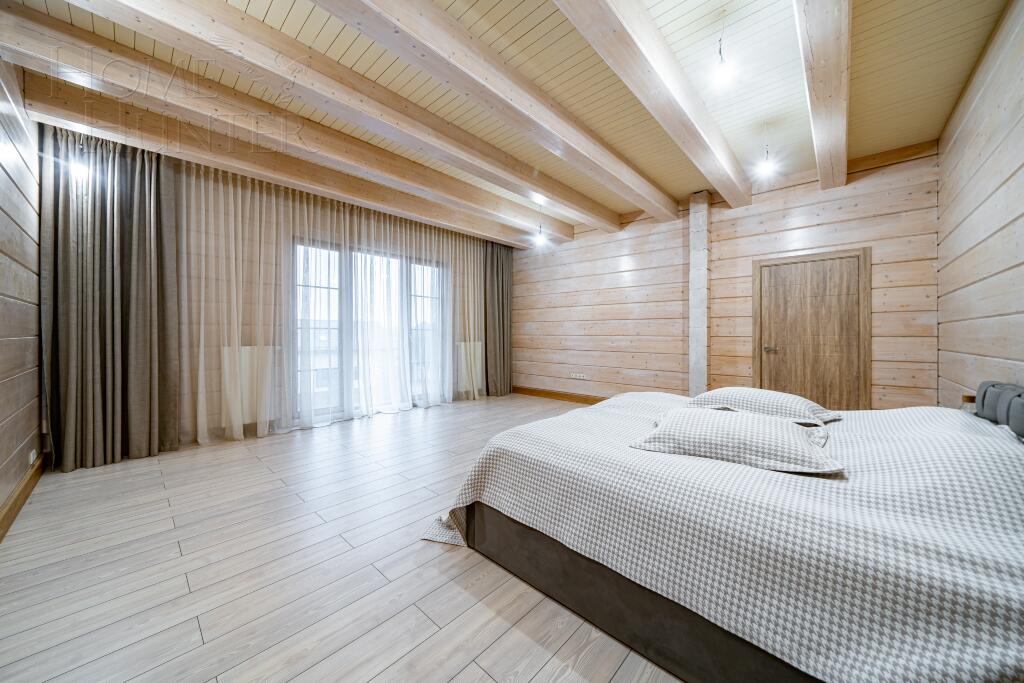 2-этажный коттедж 1 250 м² с отделкой