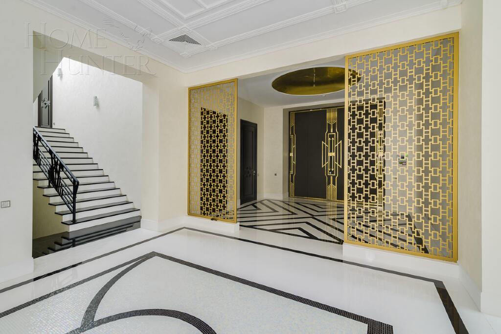 2-этажный коттедж 1 372 м² с отделкой