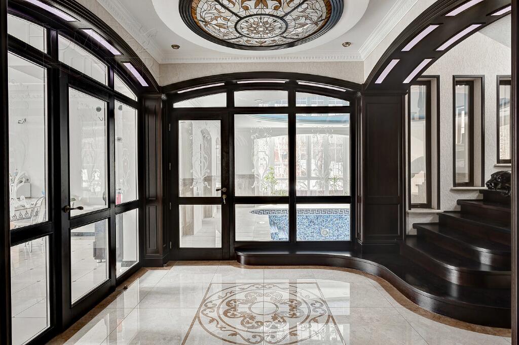 2-этажный коттедж 452 м² с отделкой