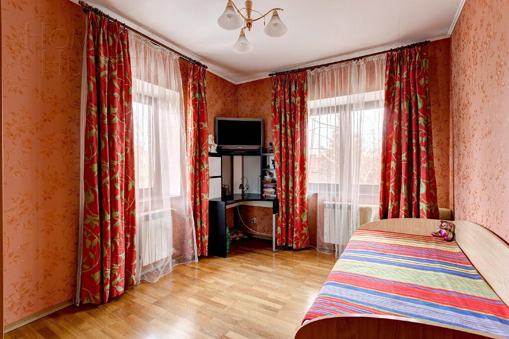 2-этажный коттедж 200 м² с отделкой