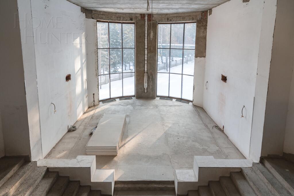 2-этажный коттедж 950 м² без отделки