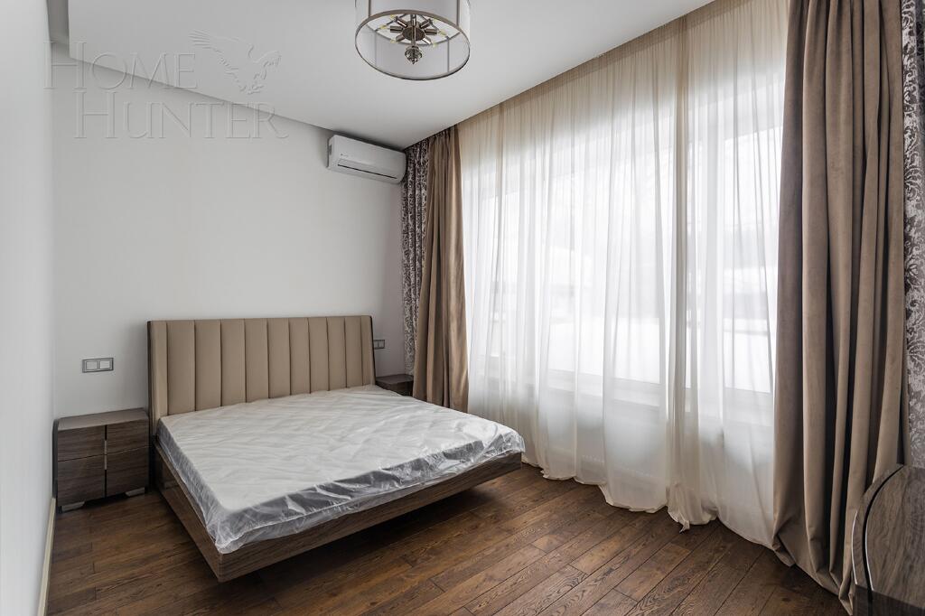 3-этажный таунхаус 360 м² с отделкой