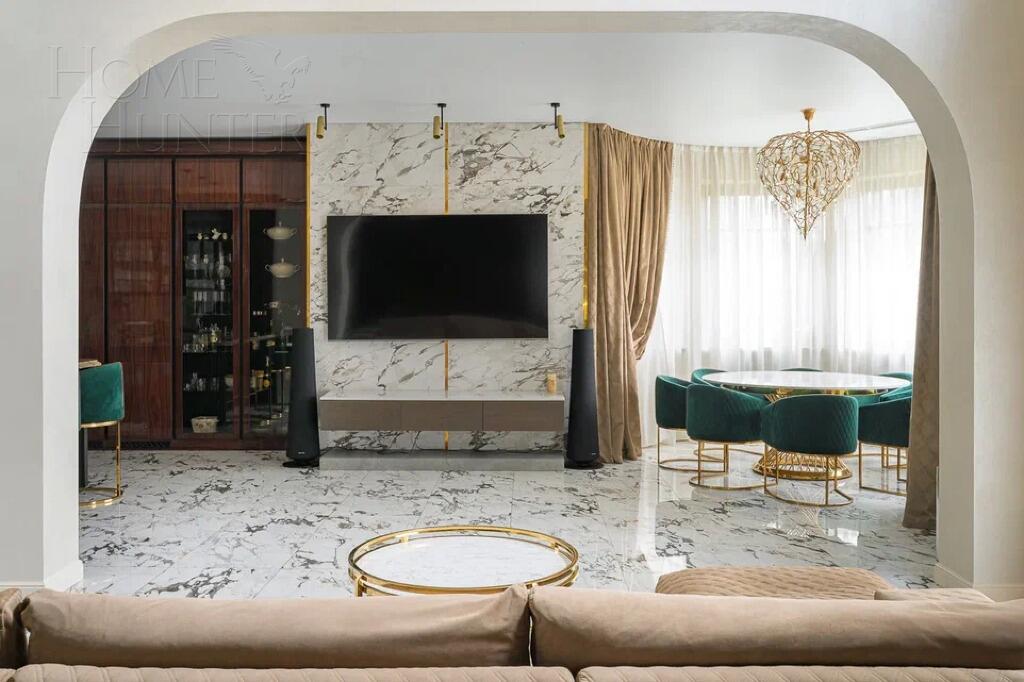 2-этажный коттедж 700 м² с отделкой