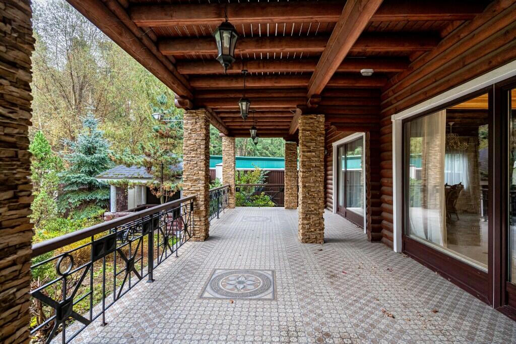 2-этажный коттедж 440 м² с отделкой