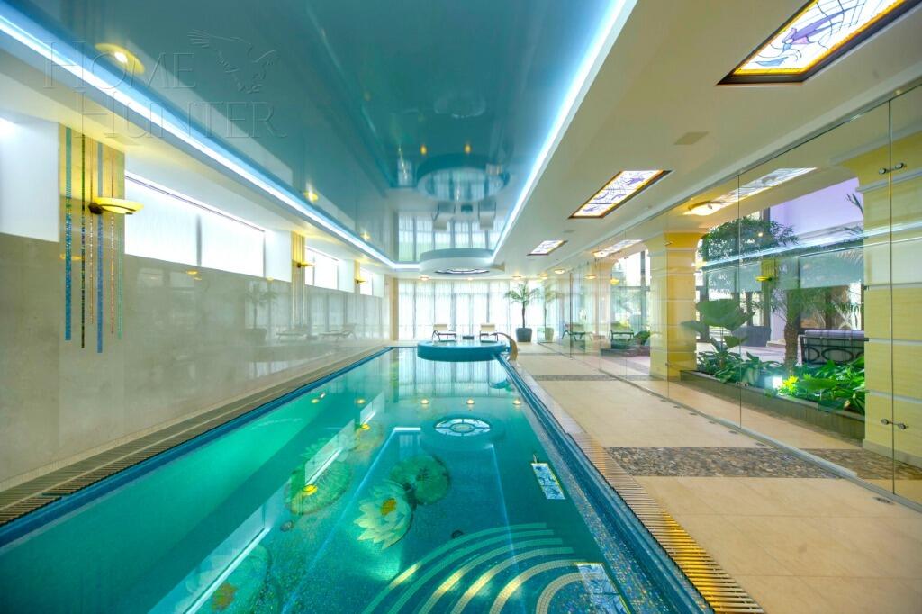 3-этажный коттедж 1 832 м² с отделкой