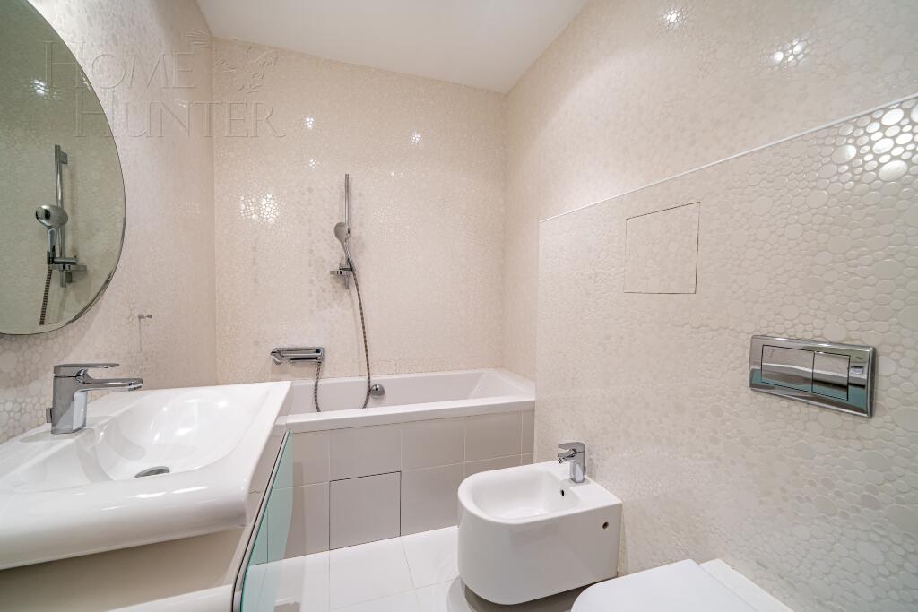 2-этажный коттедж 600 м² с отделкой