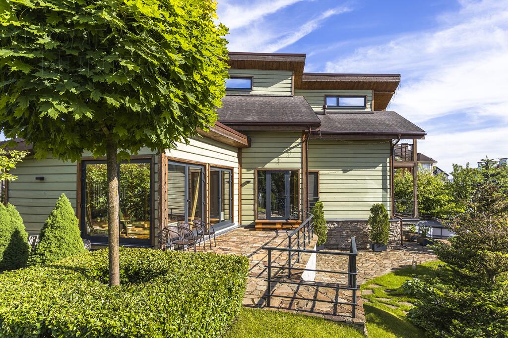 2-этажный коттедж 850 м² без отделки