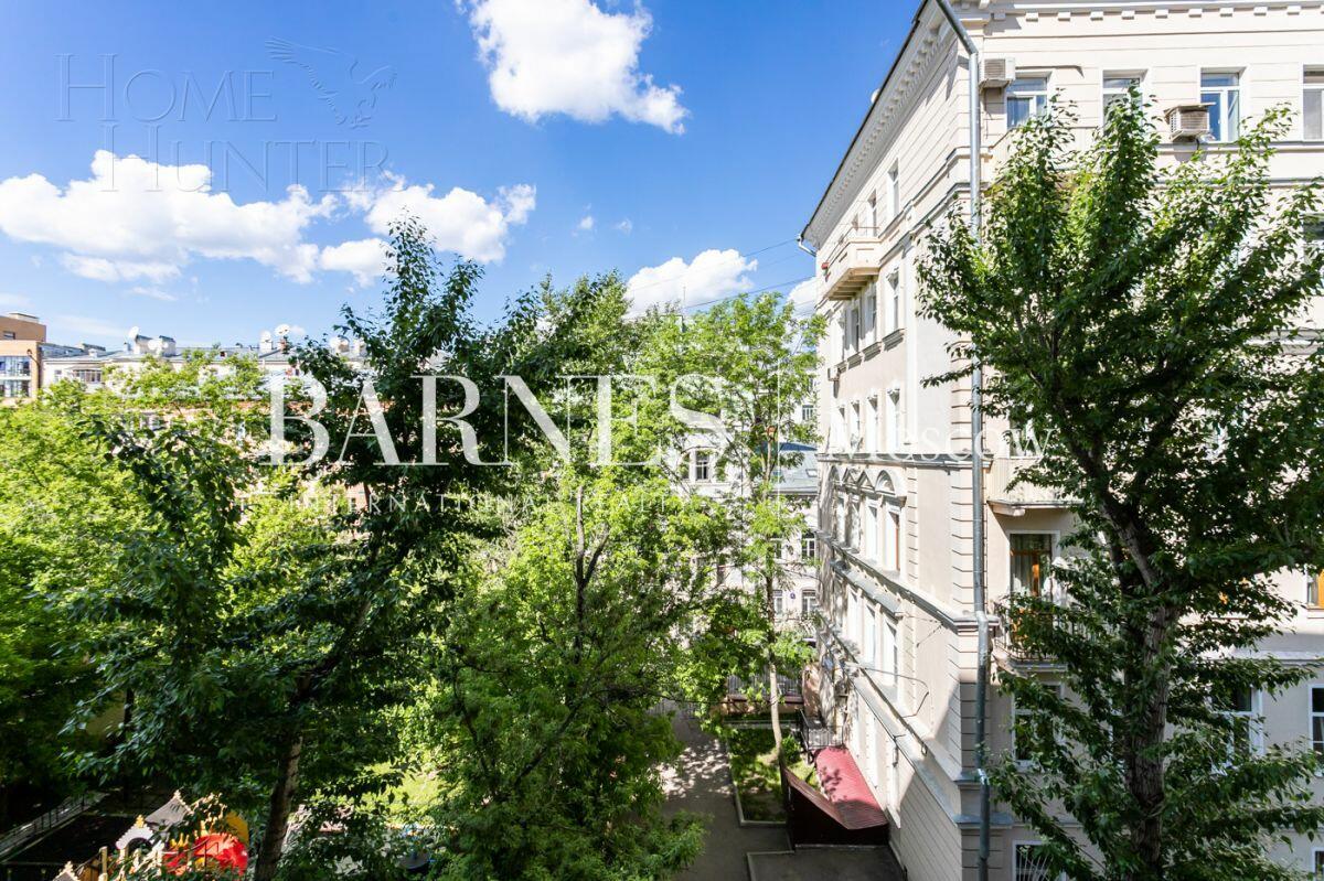 6-КОМН. КВАРТИРА БЕЗ ОТДЕЛКИ 250 М² НА 3 ЭТАЖЕ