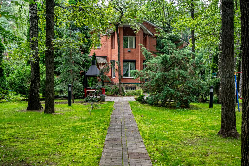 2-этажный коттедж 380 м² без отделки