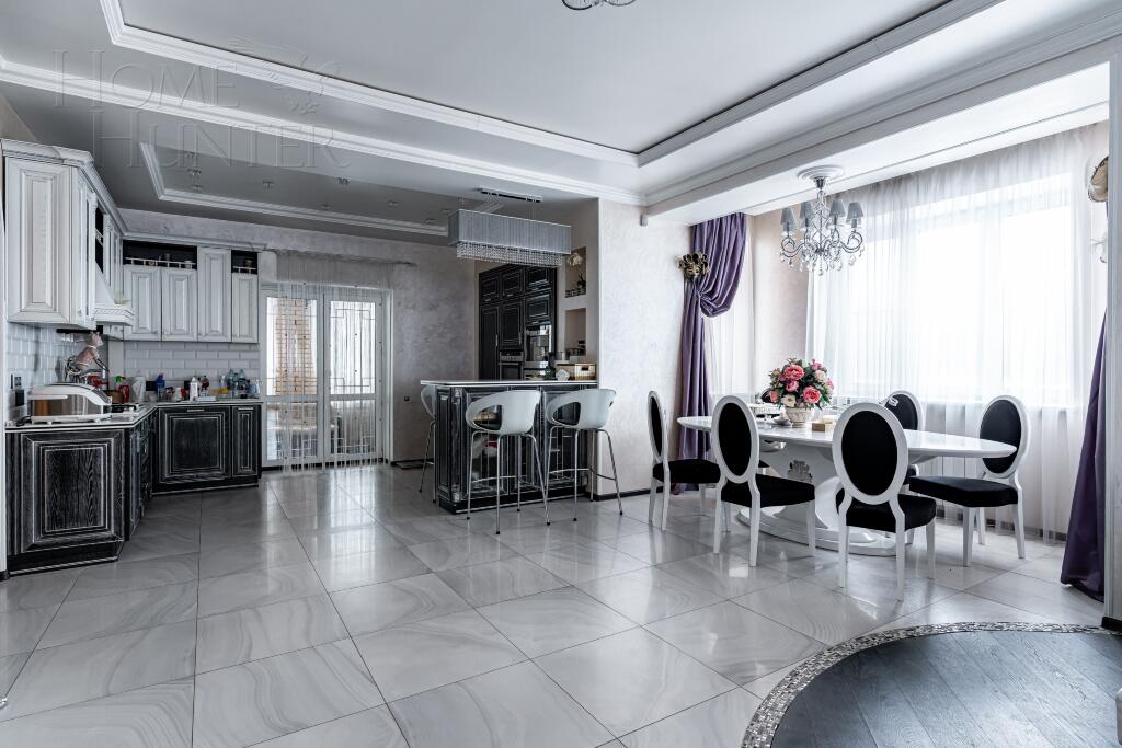 2-этажный коттедж 210 м² с отделкой