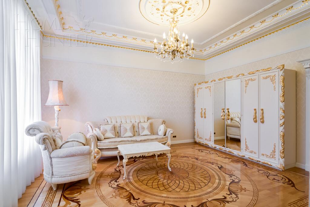 2-этажный коттедж 1 800 м² с отделкой