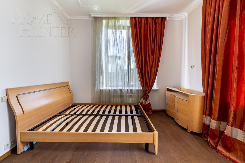 2-этажный коттедж 750 м² с отделкой