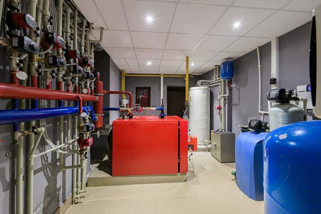 2-этажный коттедж 700 м² с отделкой