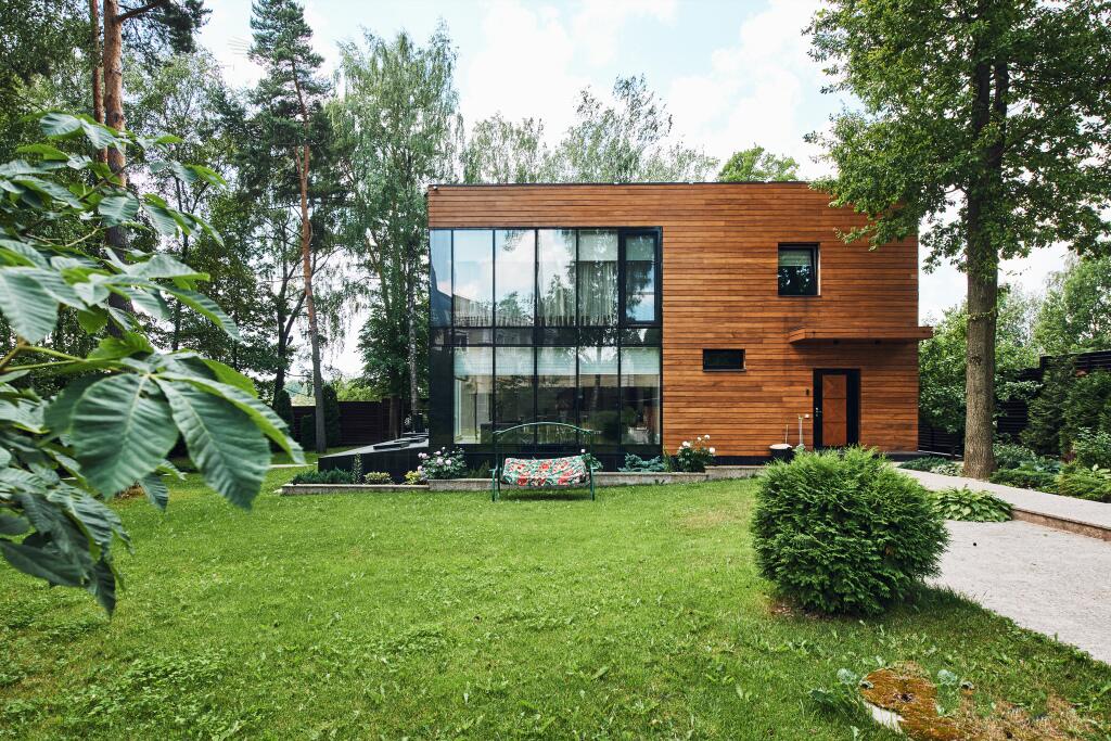 2-этажный коттедж 835 м² с отделкой