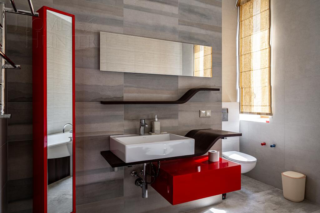 2-этажный коттедж 750 м² с отделкой