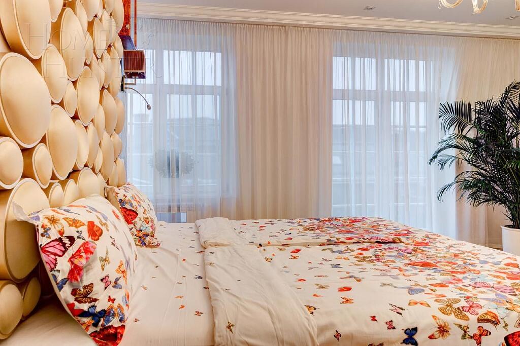 3-этажный коттедж 550 м² с отделкой