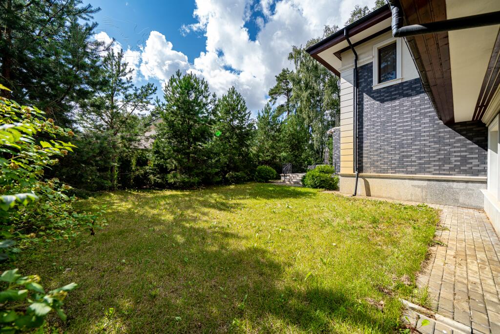 2-этажный коттедж 420 м² с отделкой