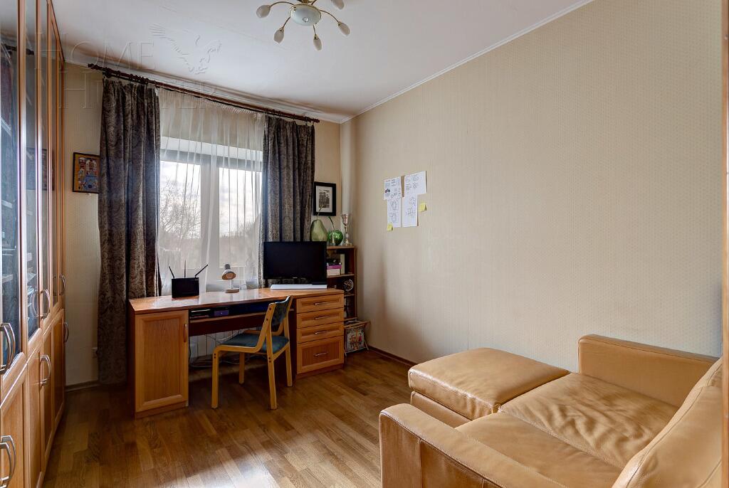 2-этажный коттедж 200 м² с отделкой