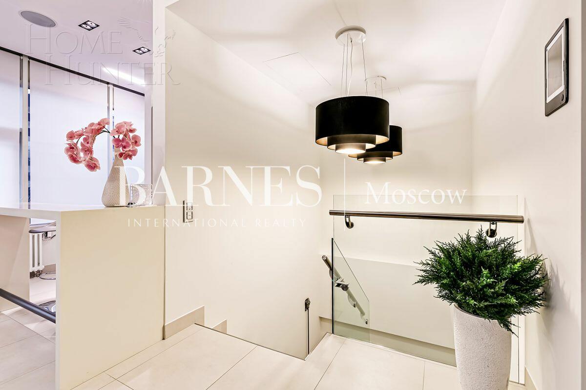 3-УРОВНЕВЫЙ ПЕНТХАУС С ОТДЕЛКОЙ 363 М² НА 9 ЭТАЖЕ