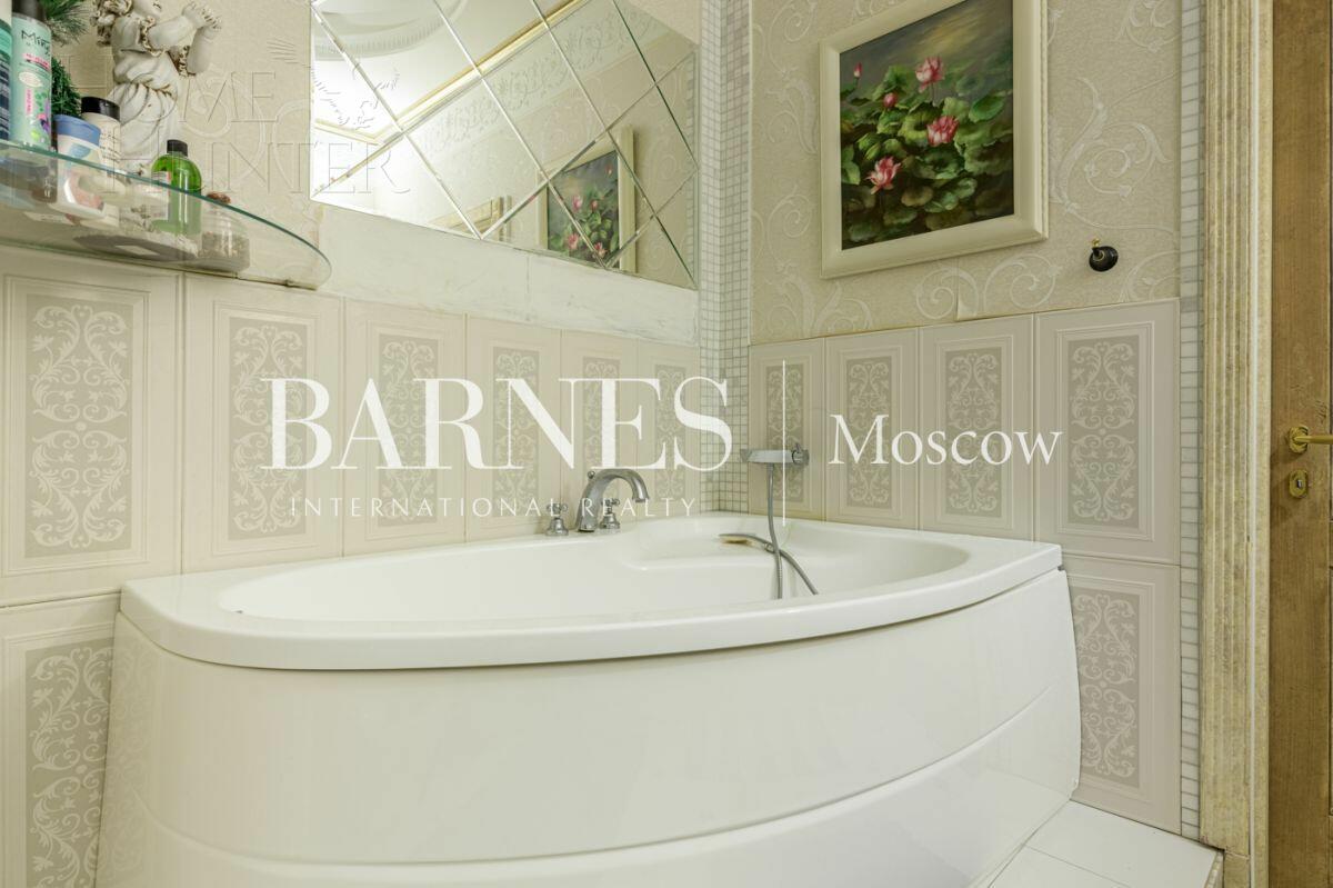 3-КОМН. КВАРТИРА С ОТДЕЛКОЙ 98.5 М² НА 30 ЭТАЖЕ