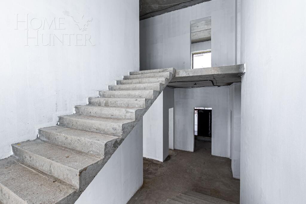 2-этажный коттедж 853.2 м² без отделки