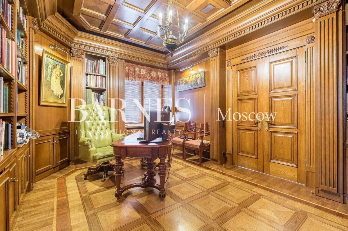 4-КОМН. ПЕНТХАУС С ОТДЕЛКОЙ 258 М² НА 11 ЭТАЖЕ