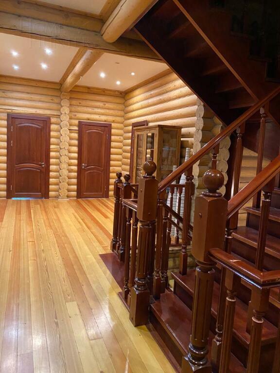 3-этажный коттедж 700 м² с отделкой