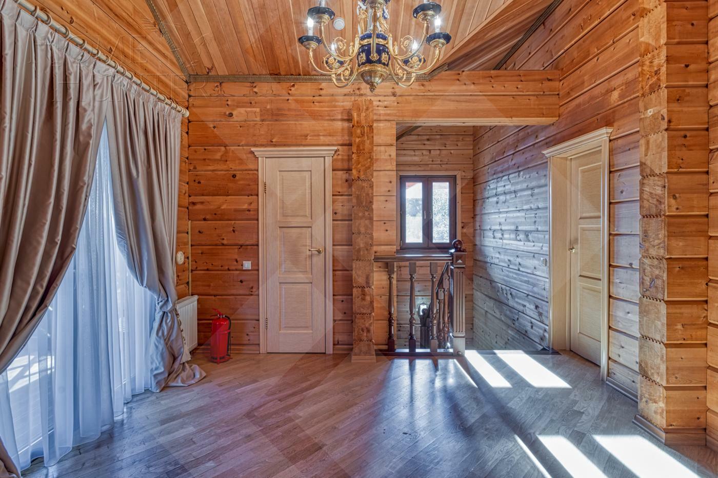 2-этажный коттедж 828 м² с отделкой