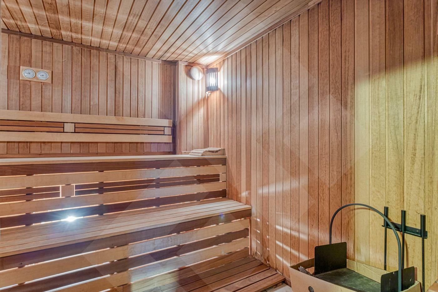 2-этажный коттедж 828 м² с отделкой