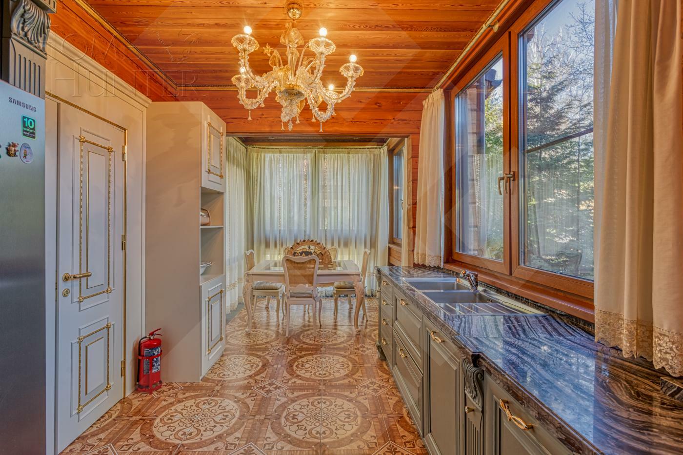 2-этажный коттедж 828 м² с отделкой