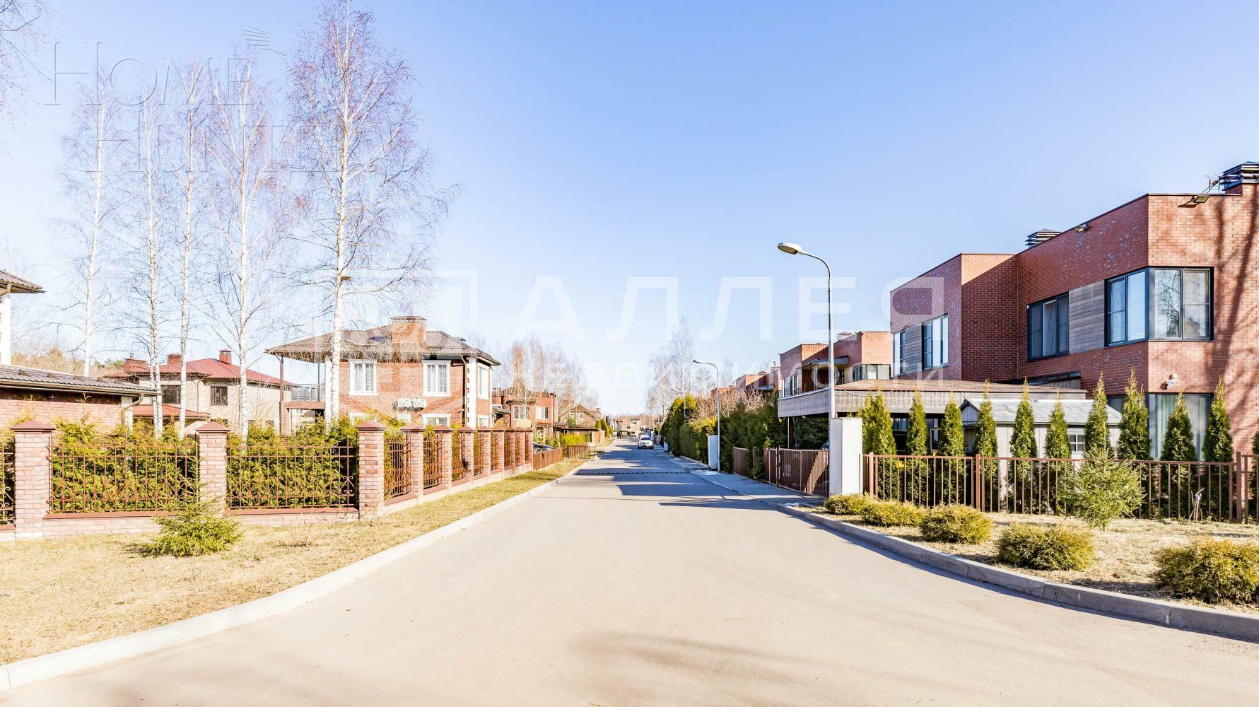 2-этажный коттедж 250 м² без отделки