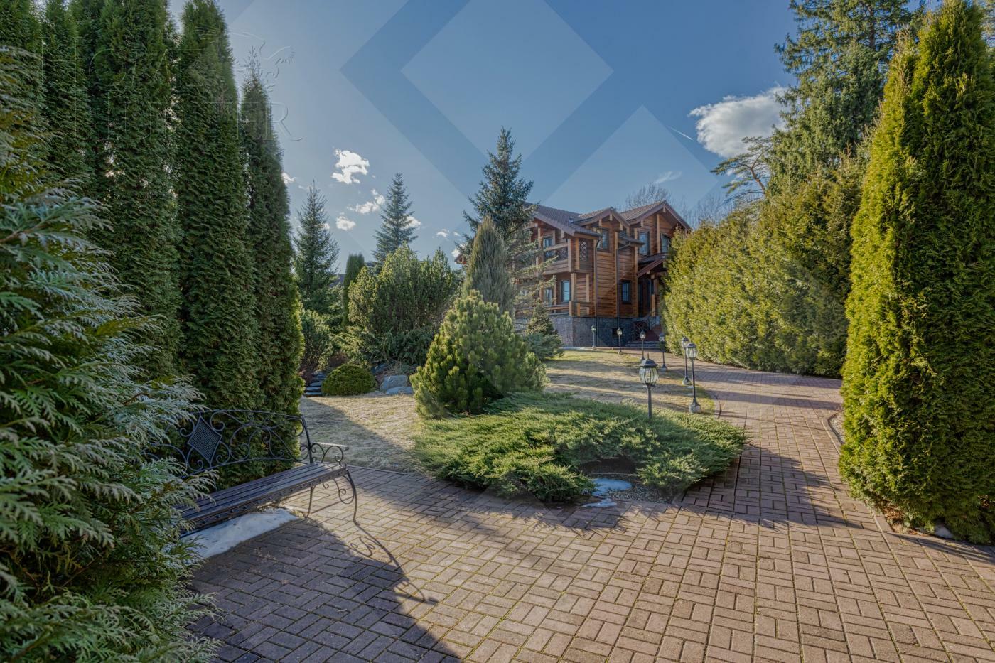 2-этажный коттедж 828 м² с отделкой