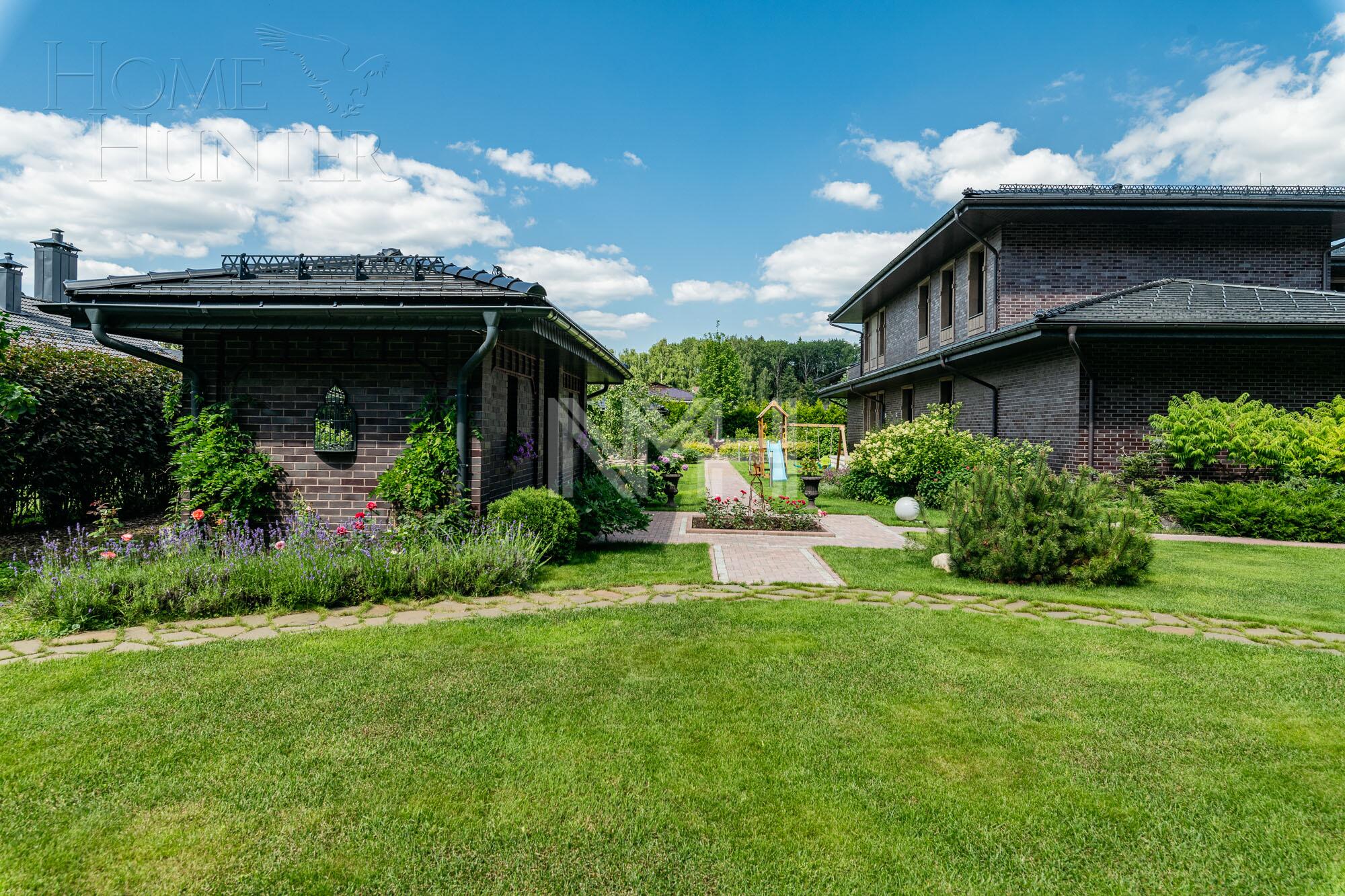 2-этажный коттедж 655 м² с отделкой