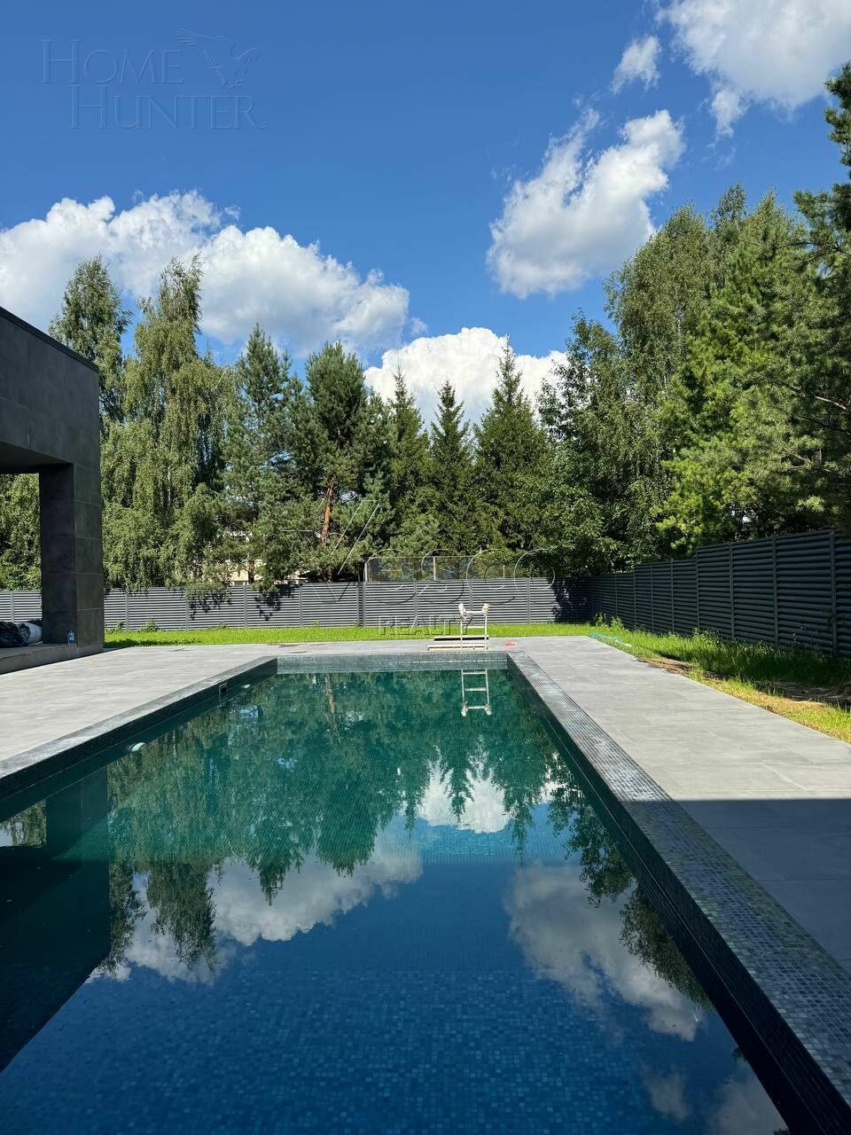 2-этажный коттедж 500 м² с отделкой