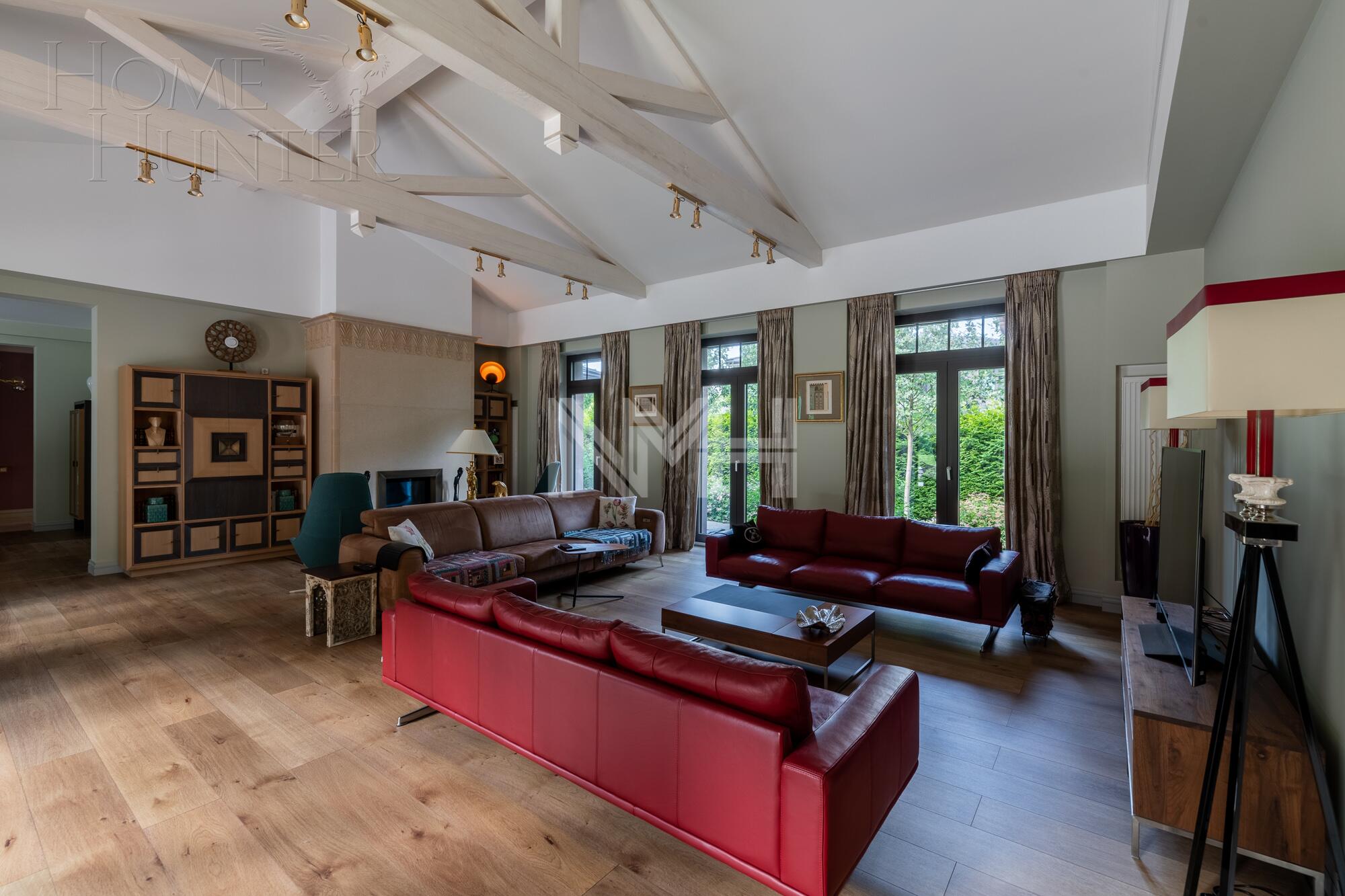 2-этажный коттедж 655 м² с отделкой