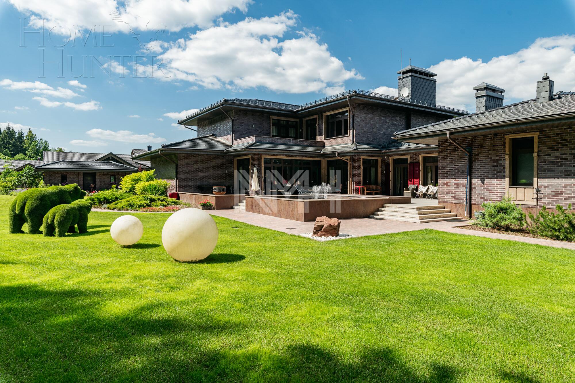 2-этажный коттедж 655 м² с отделкой