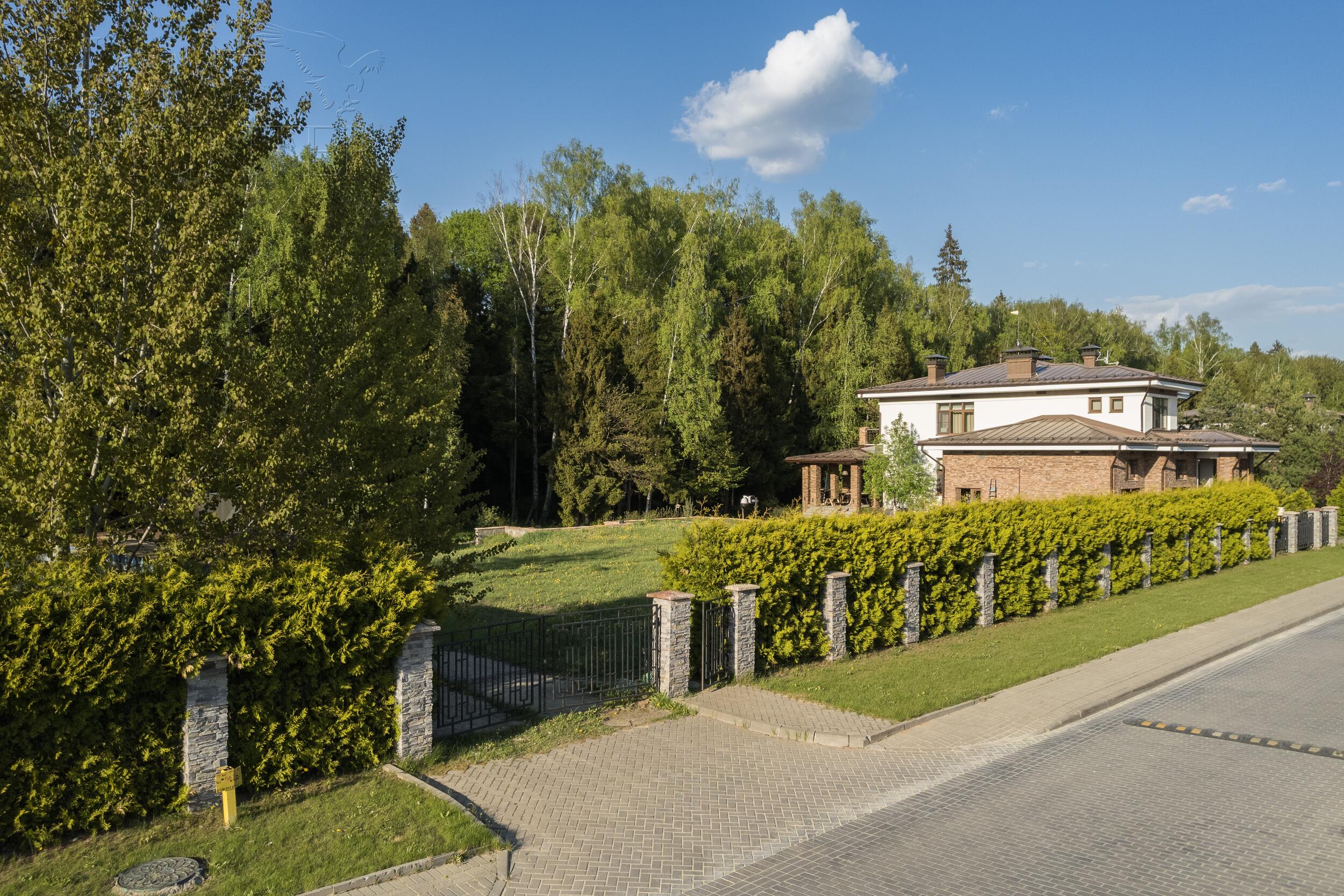 Участок 24.76 сот. в охраняемом поселке