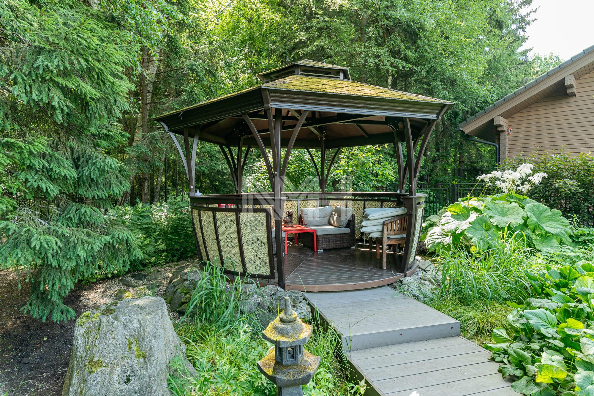 2-этажный коттедж 655 м² с отделкой