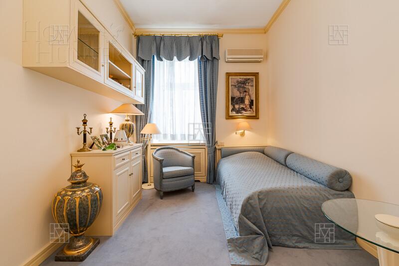 4-КОМН. КВАРТИРА С ОТДЕЛКОЙ 167.5 М² НА 5 ЭТАЖЕ