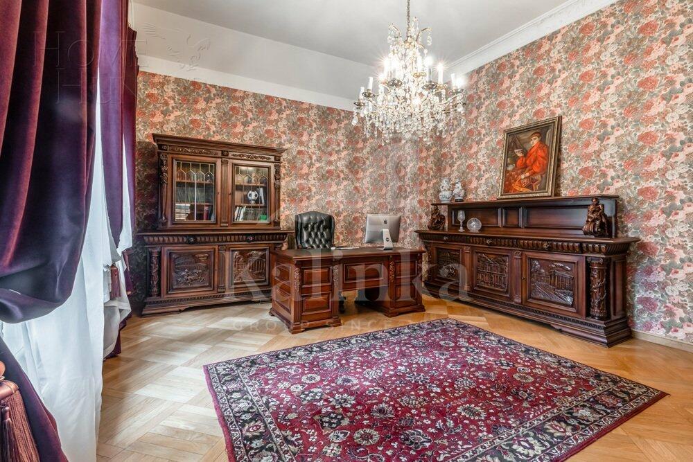 2-этажный коттедж 735.4 м² с отделкой