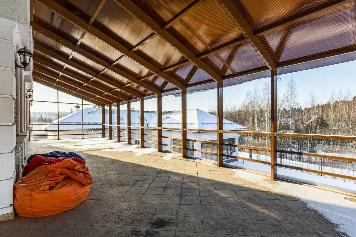 2-этажный коттедж 1 000 м² с отделкой