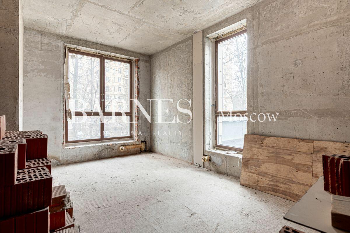 5-КОМН. КВАРТИРА БЕЗ ОТДЕЛКИ 250 М² НА 2 ЭТАЖЕ