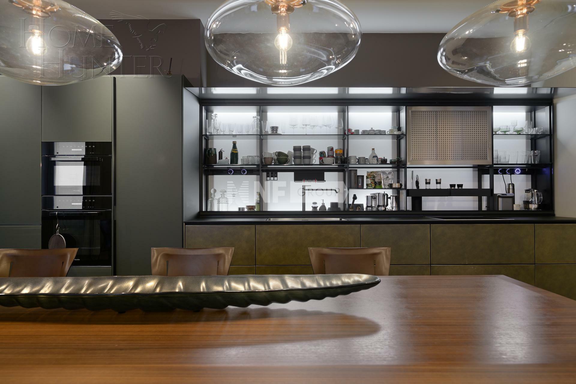 4-КОМН. КВАРТИРА С ОТДЕЛКОЙ 237 М² НА 5 ЭТАЖЕ